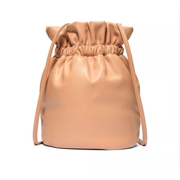 Victoria’s Secret Bare Cinched Top Carryall Bucket Bag Beige NEW - Picture 2 of 5